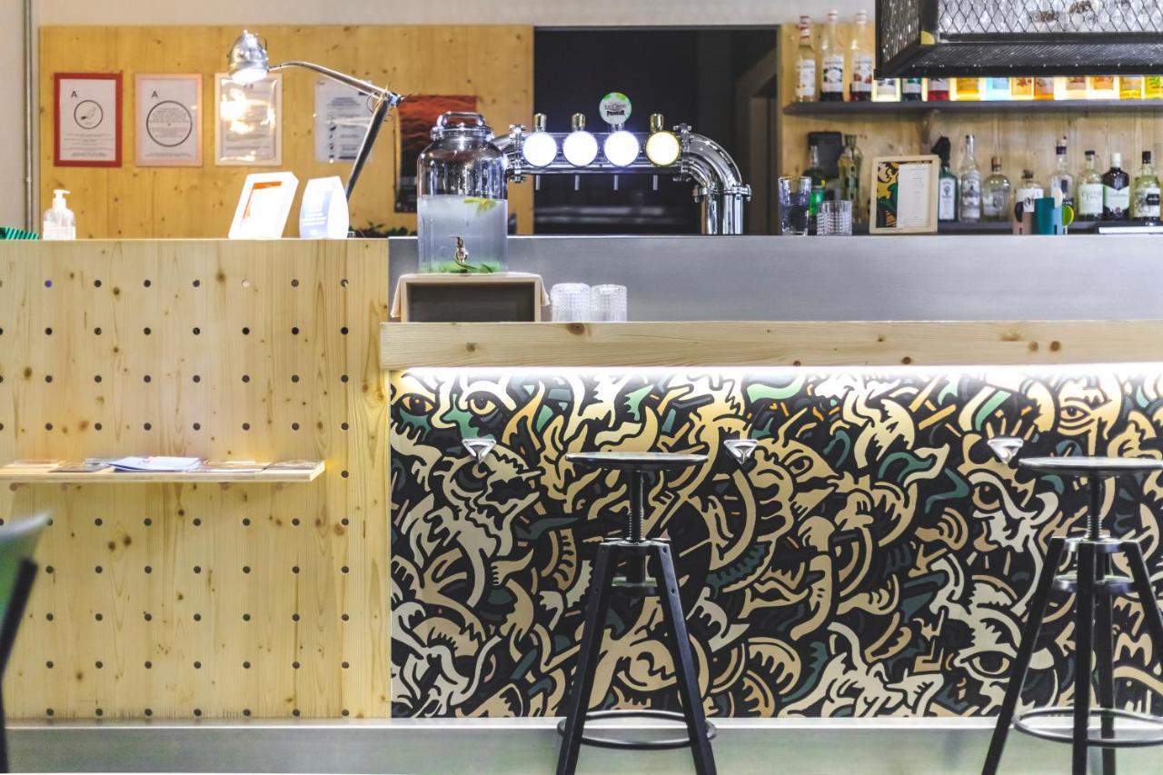 The Originals City Hotel Artyster Clermont Ferrand Клермон-Феран Екстериор снимка